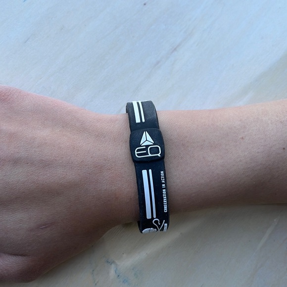 EQ Sea Sheppard balance bracelet - Picture 1 of 12